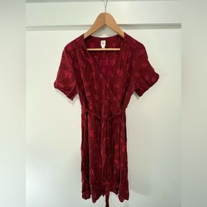 Gap burgundy summer maternity dress; size M